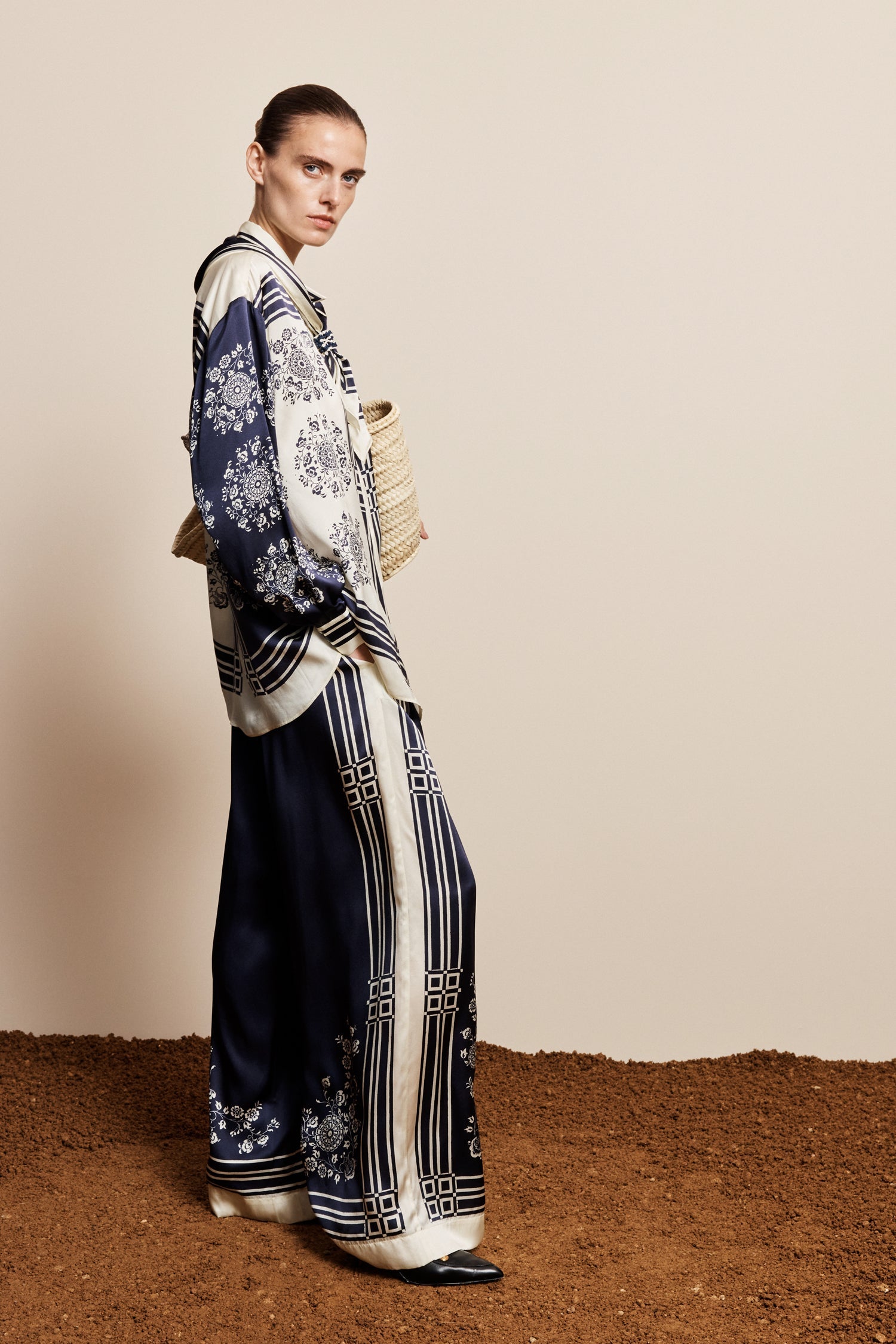 Alémais Banderra Silk Pant side view | Peggy Concept Store