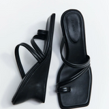 Soft Strap Contour Wedge - Black