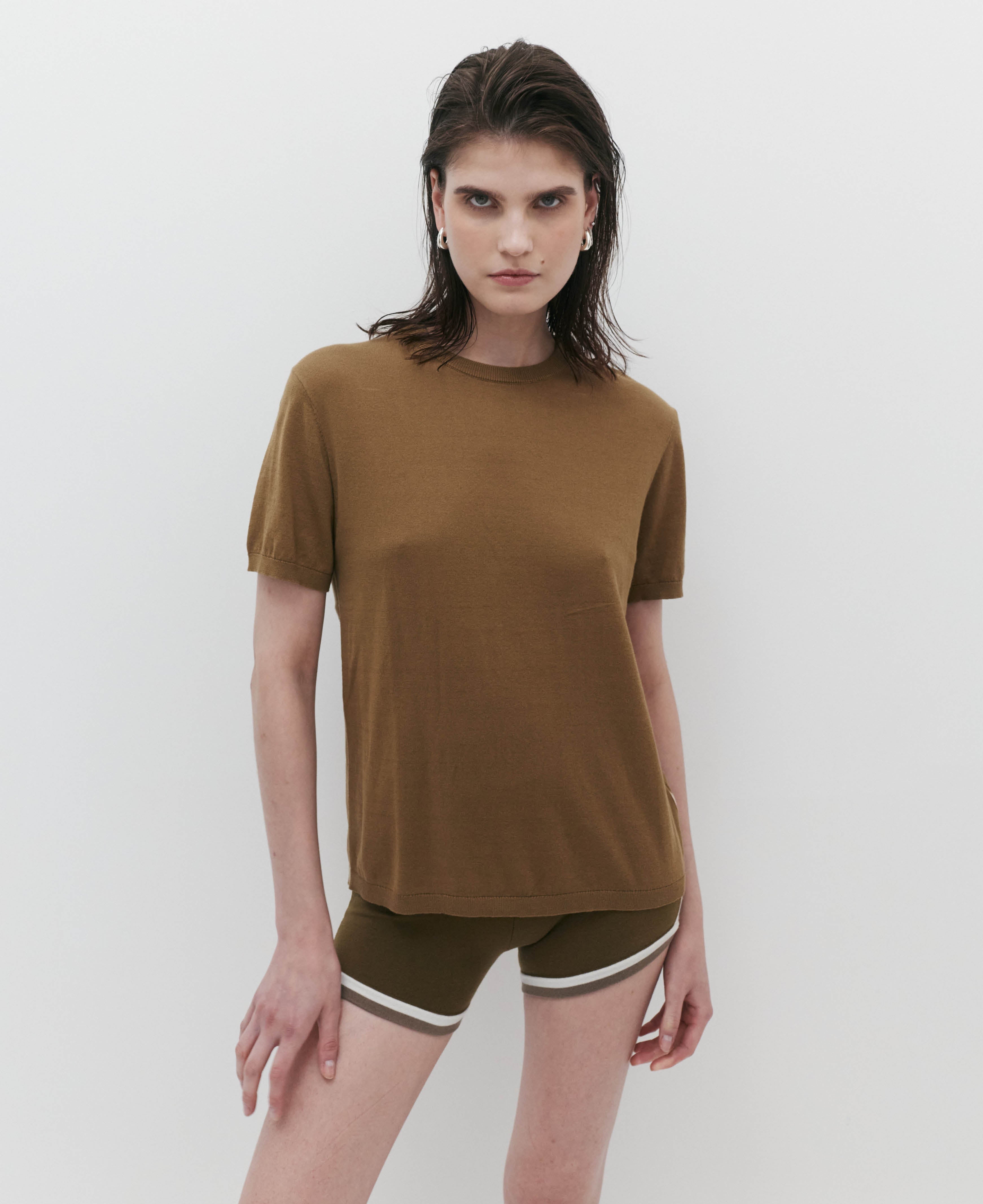 Highlighter Tee 3.0 in Fennel by Nagnata - lifestyle