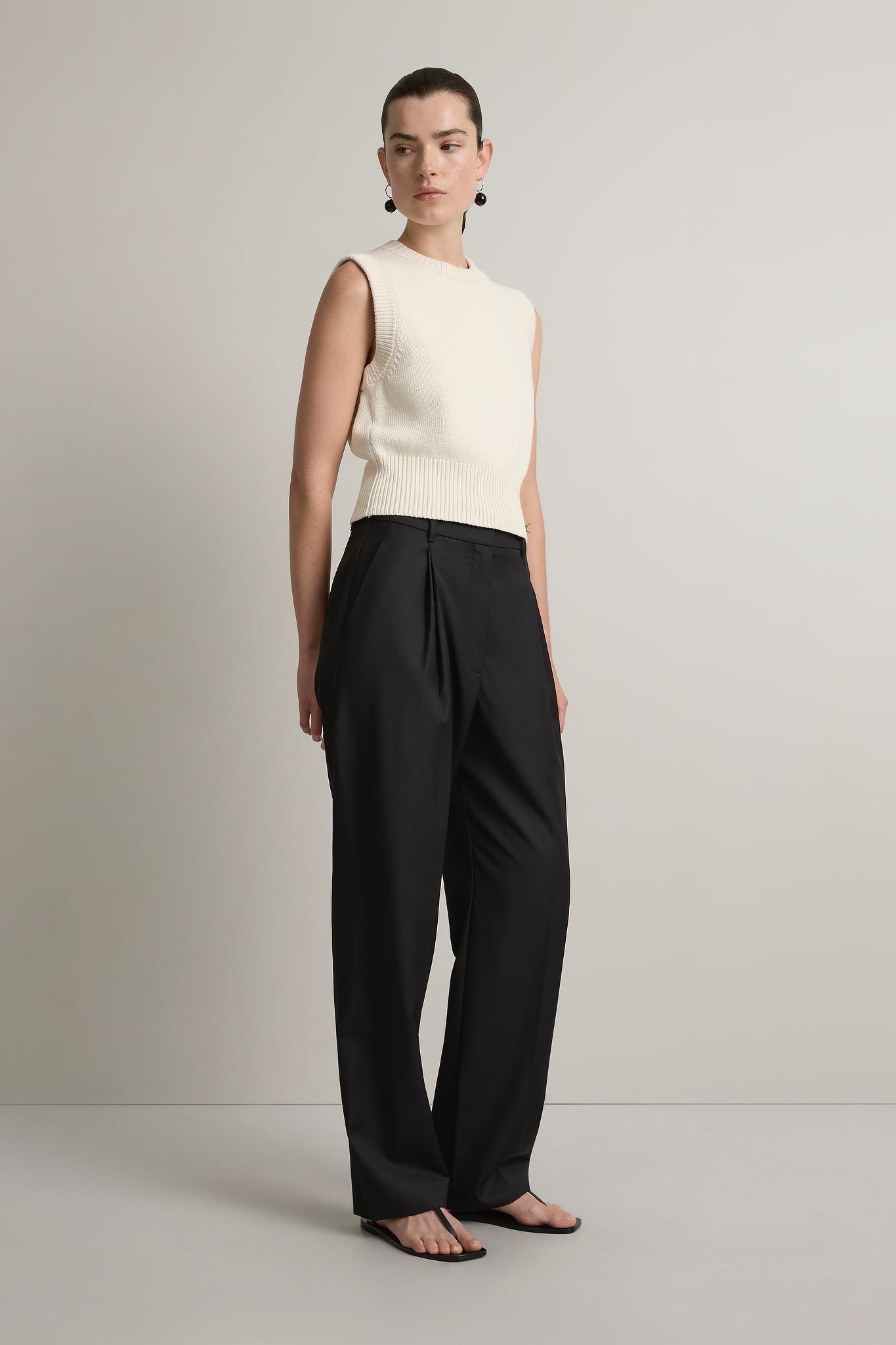 A.Emery The Beata Vest Creme 2