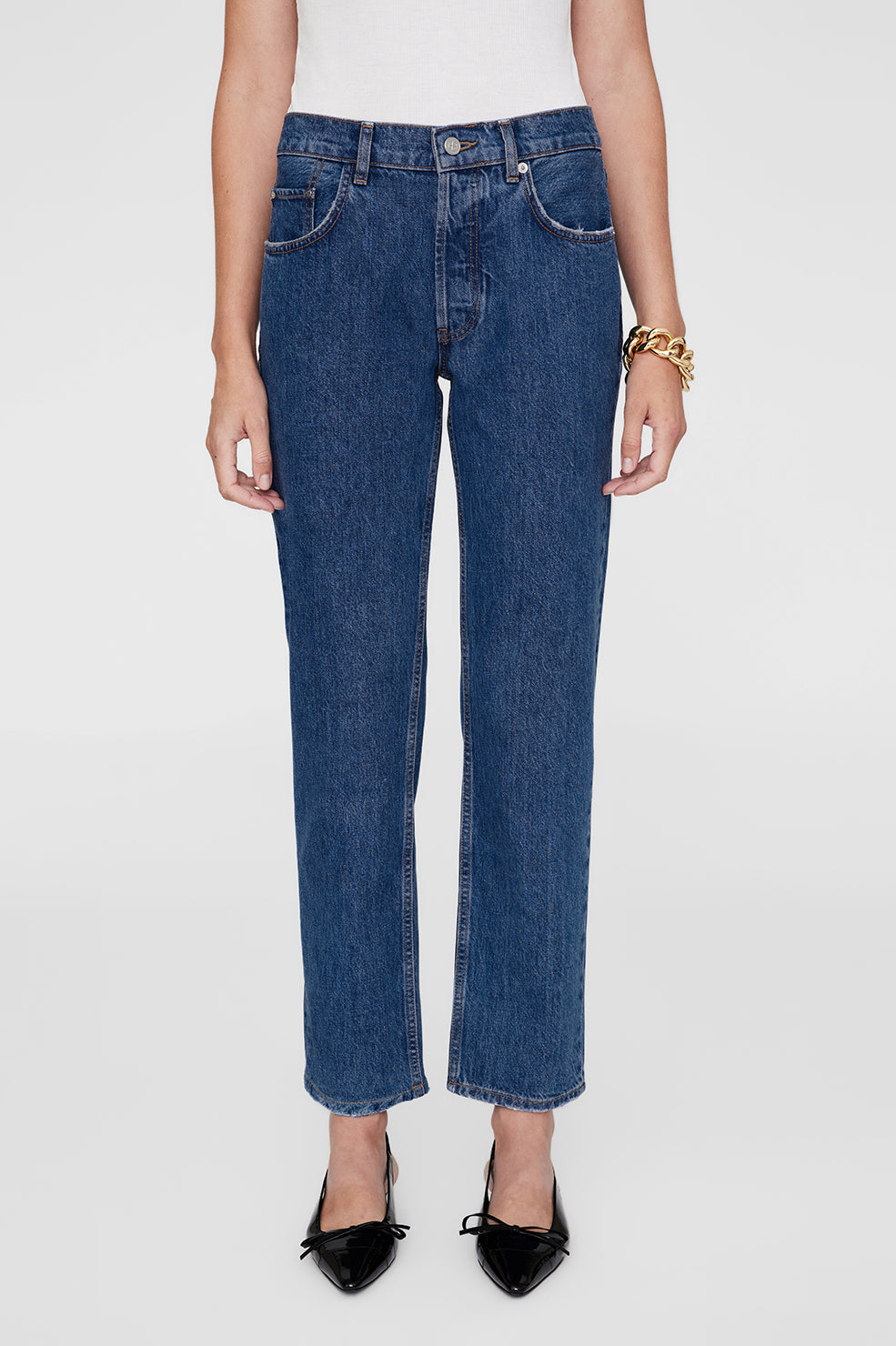 Anine Bing Kate Jean 29 inch Clean Indigo straight leg detail