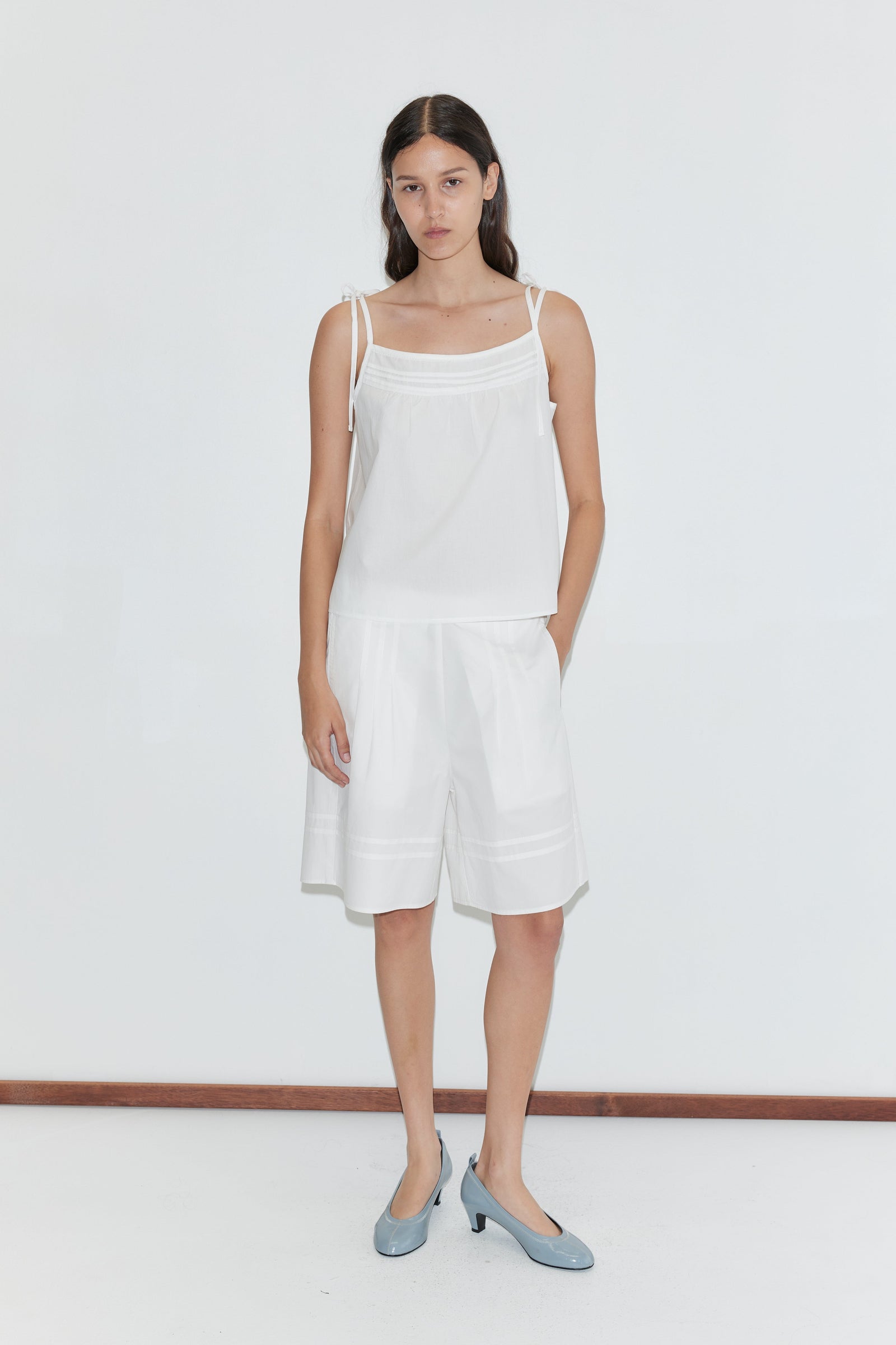 Deiji Studios Pintuck Short in White – front view | Peggy Concept Store