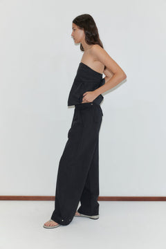 Deiji Studios Snap Tab Pant in Black – side view, relaxed wide leg | Peggy Concept Store