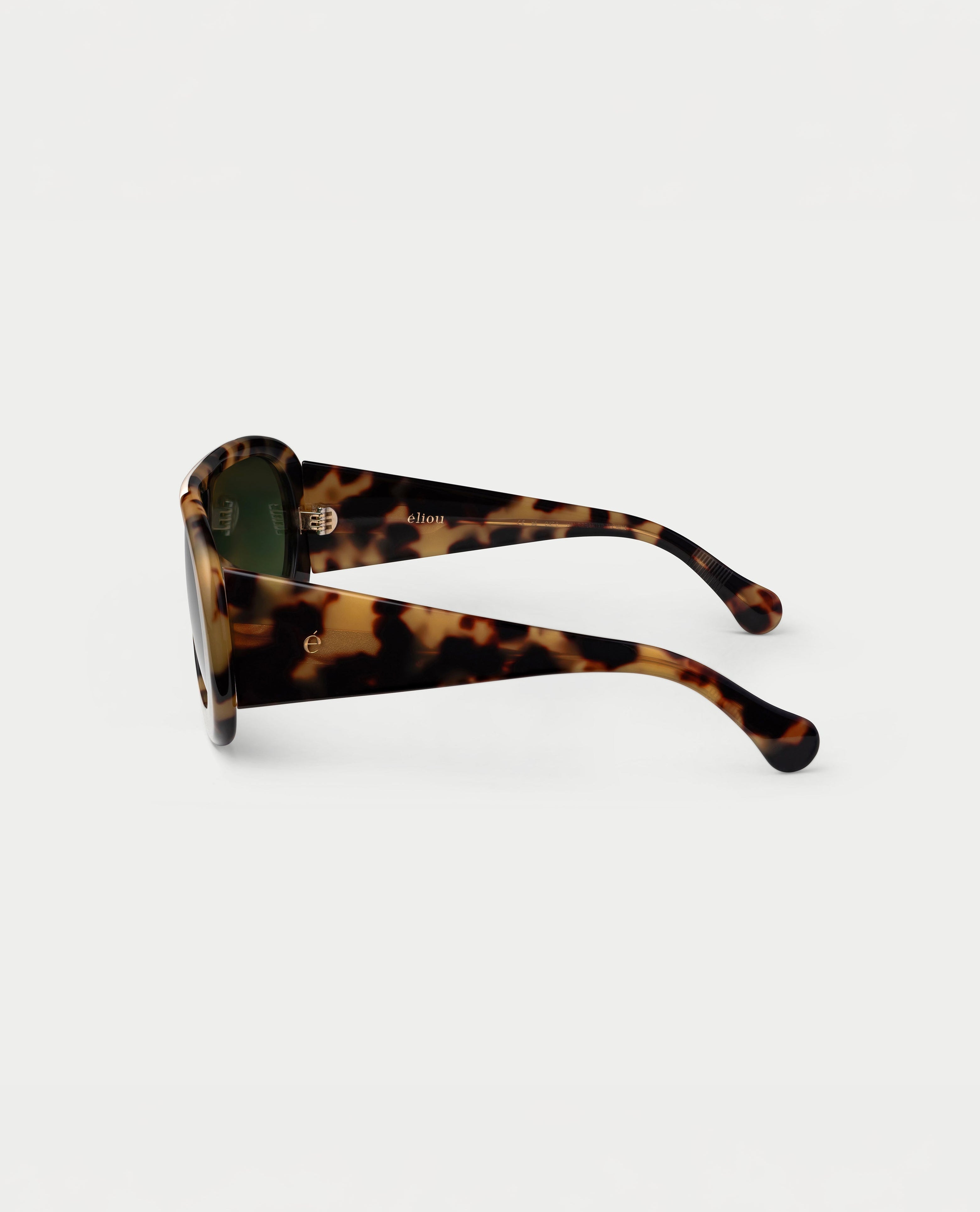 éliou Navigator Sunglasses Tortoise