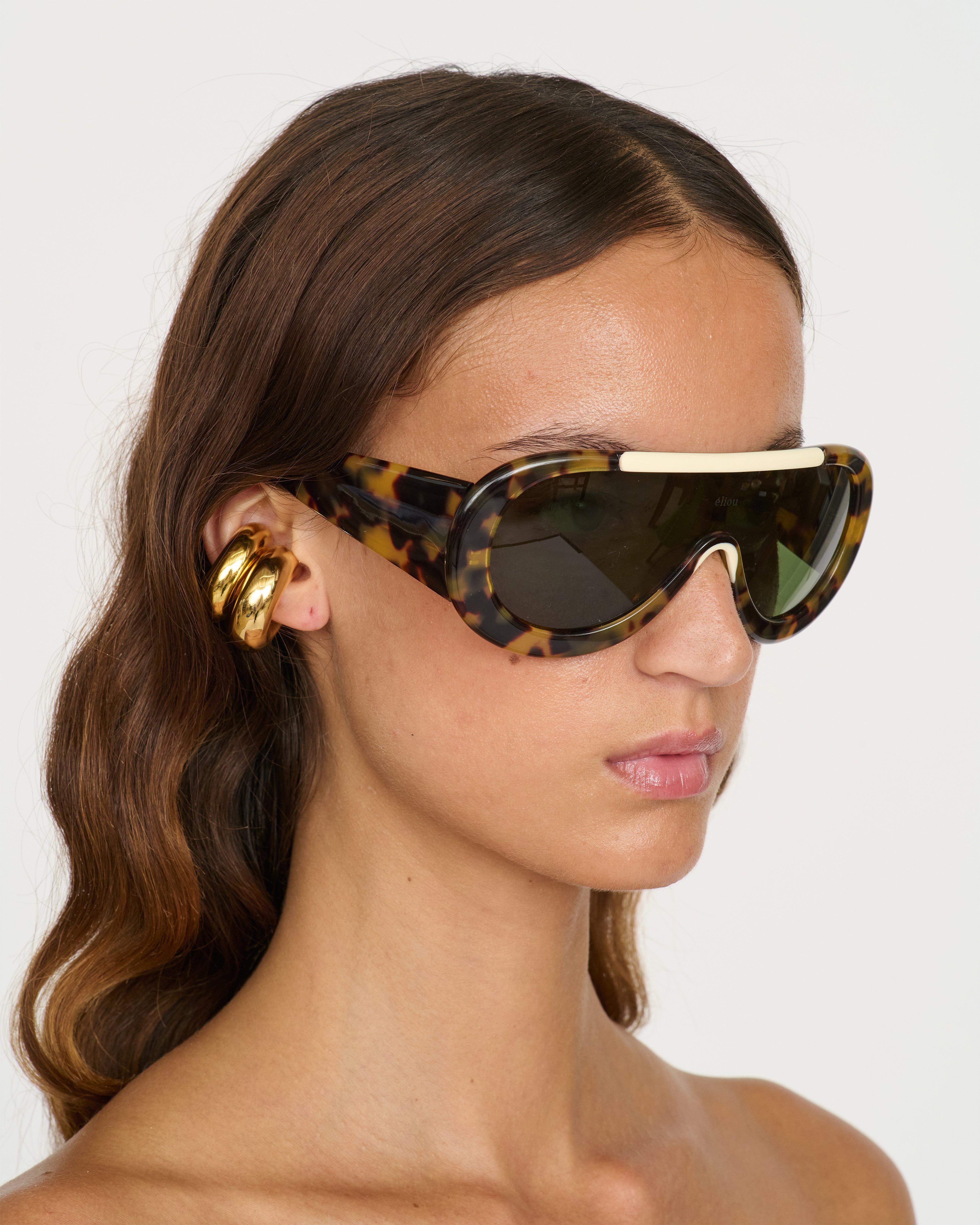 éliou Navigator Sunglasses Tortoise
