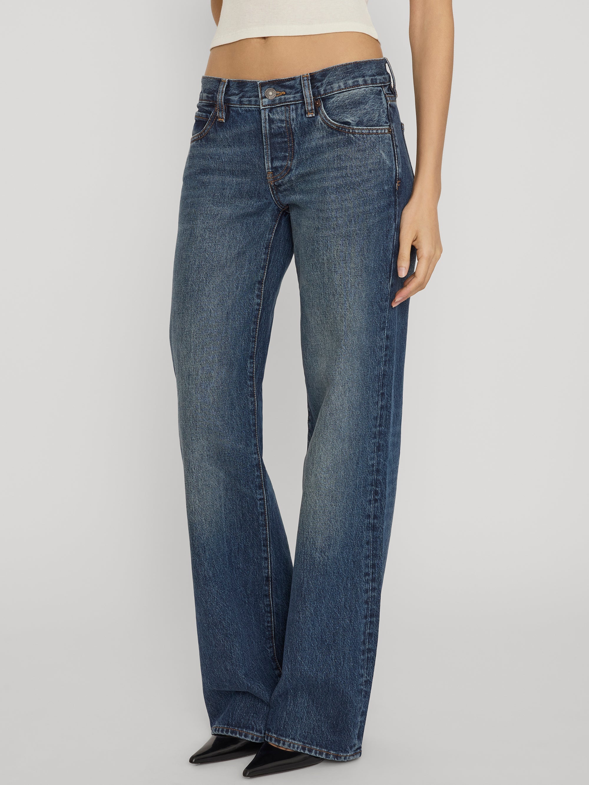 Frame The Gray jean in Tolerate on model back