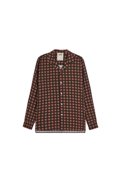 OAS Company Lumo Viscose Long Sleeve Shirt Coffee worn by model