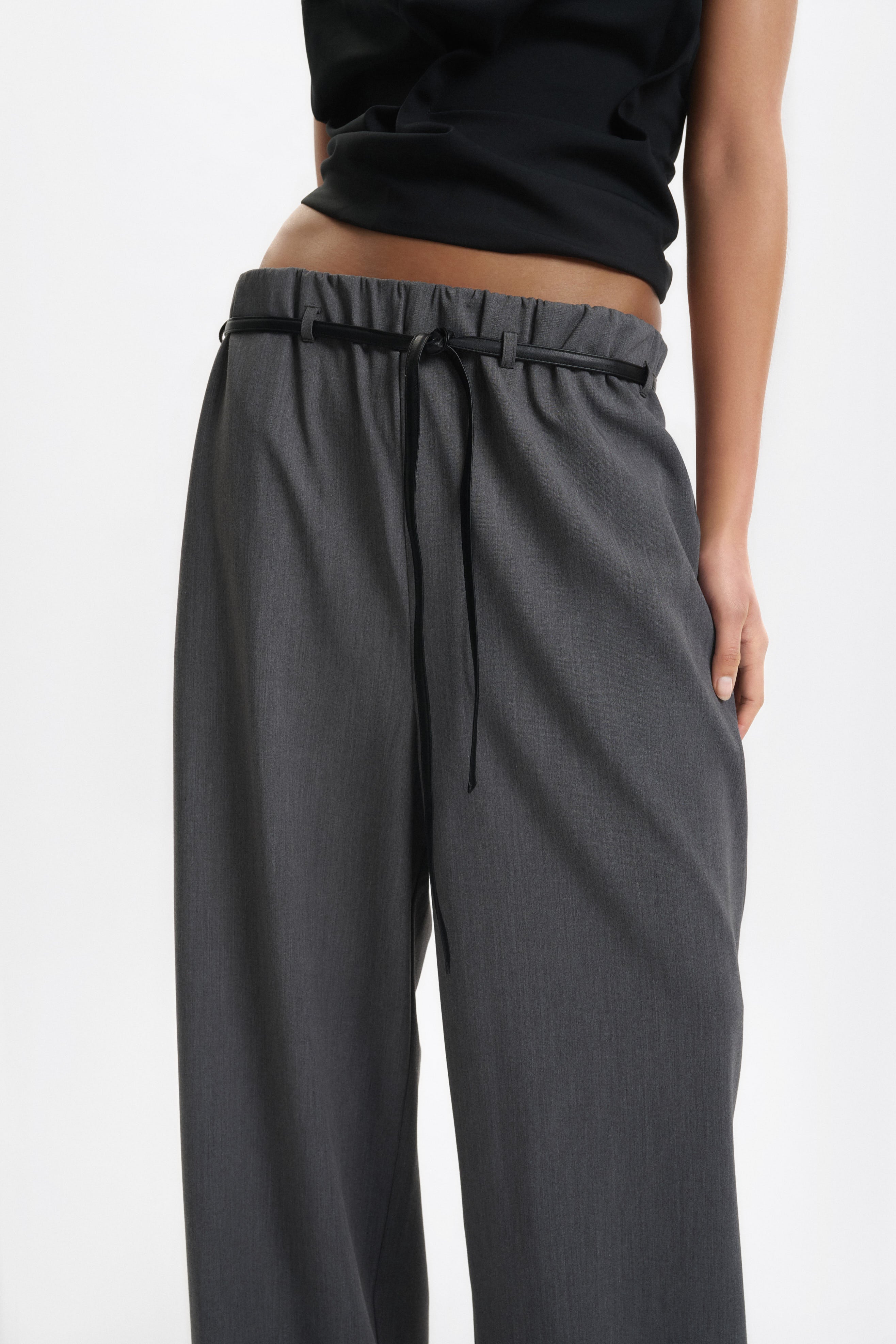 One Of Others Tyla Pant Charcoal Black back
