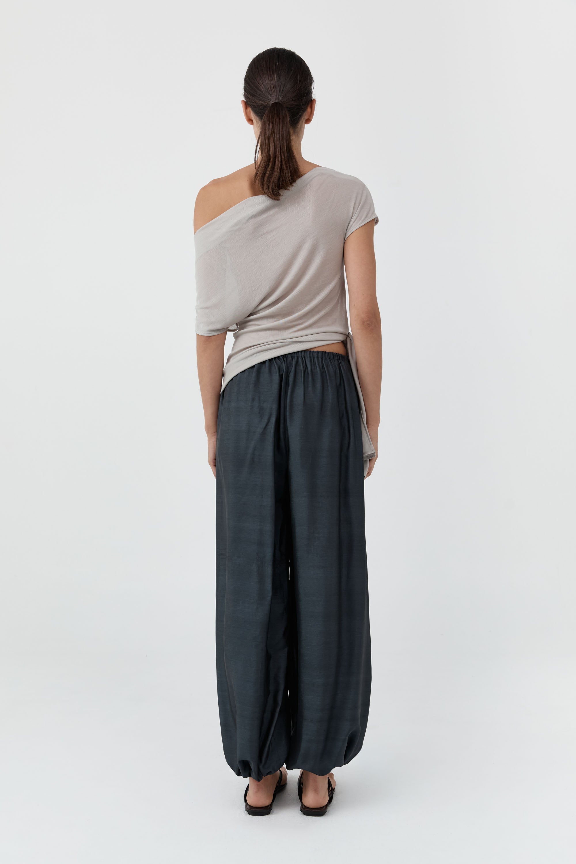 St Agni Fine Jersey Off Shoulder Top Soft Ash
