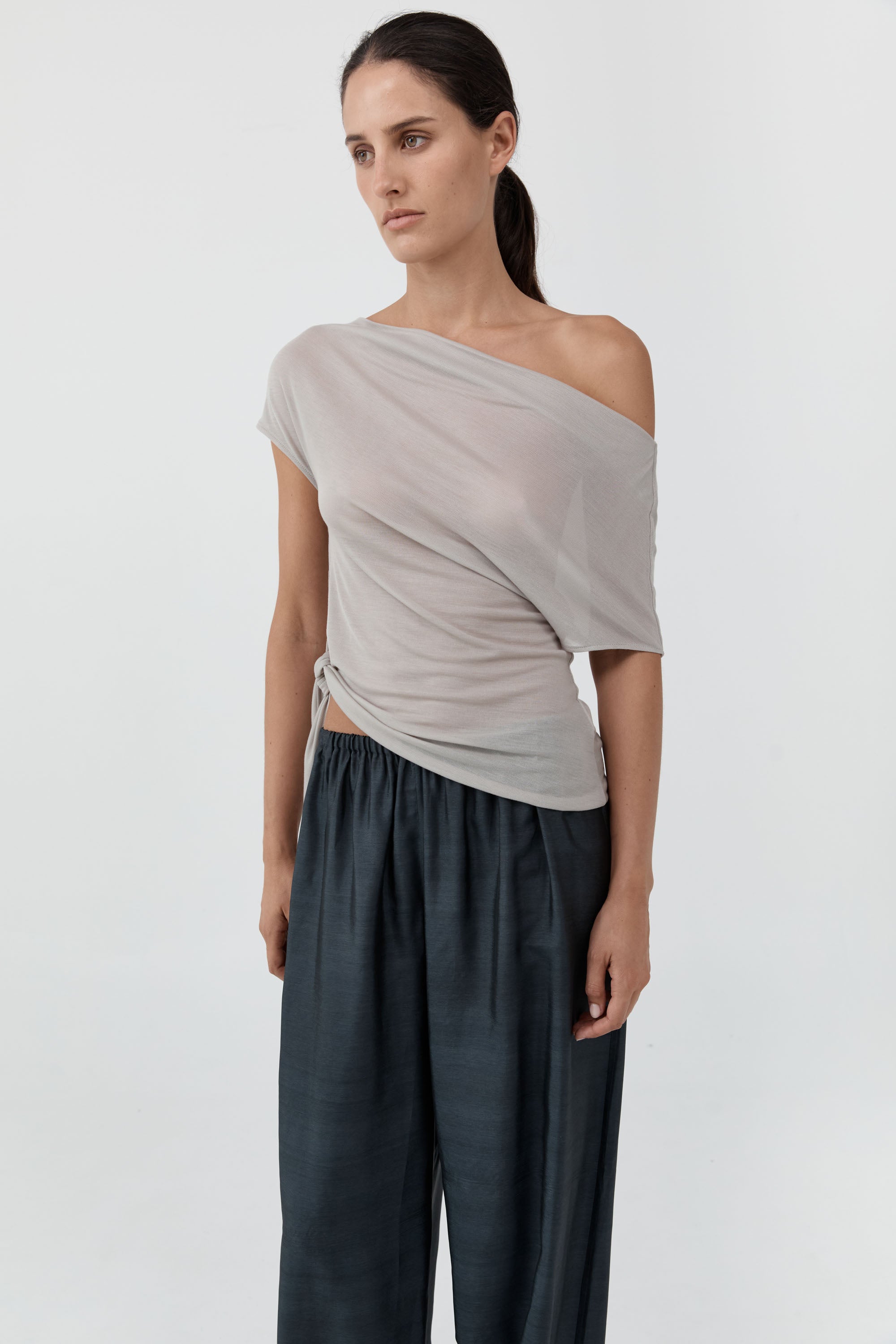 St Agni Fine Jersey Off Shoulder Top Soft Ash