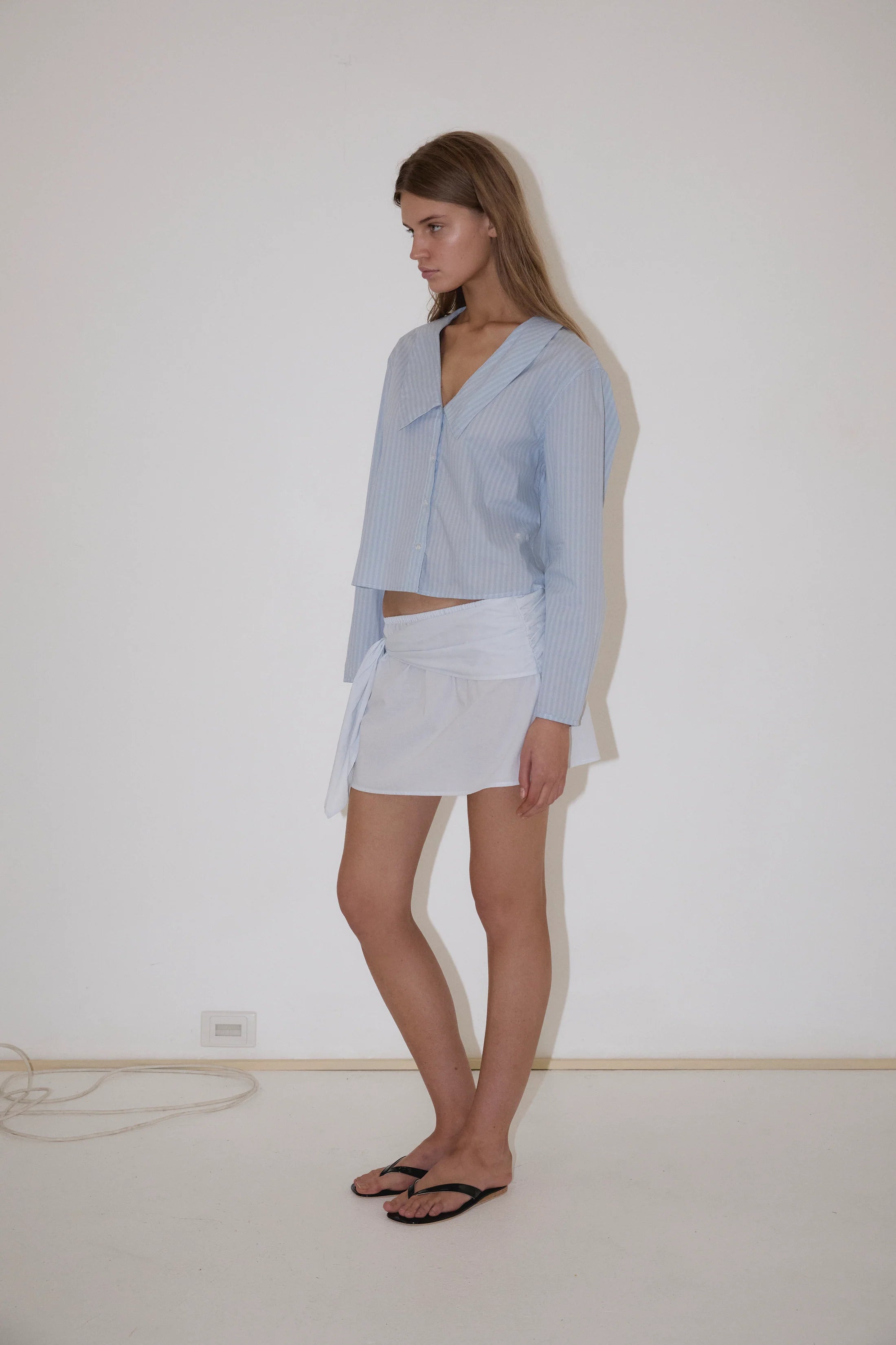 Deiji shirt lake blue stripe side view